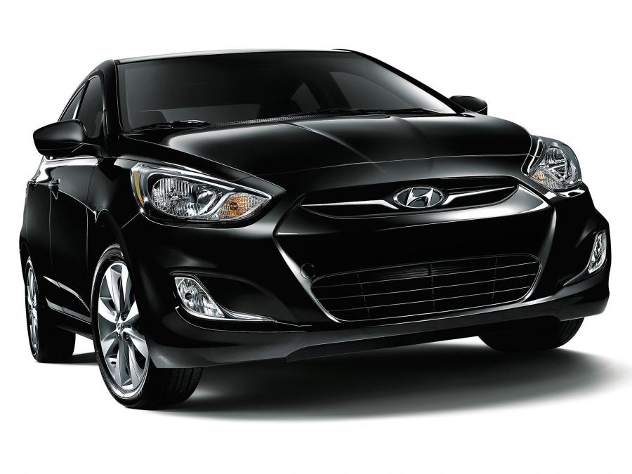  Hyundai Accent Sedan 2011 года  (фото 16 из 20)